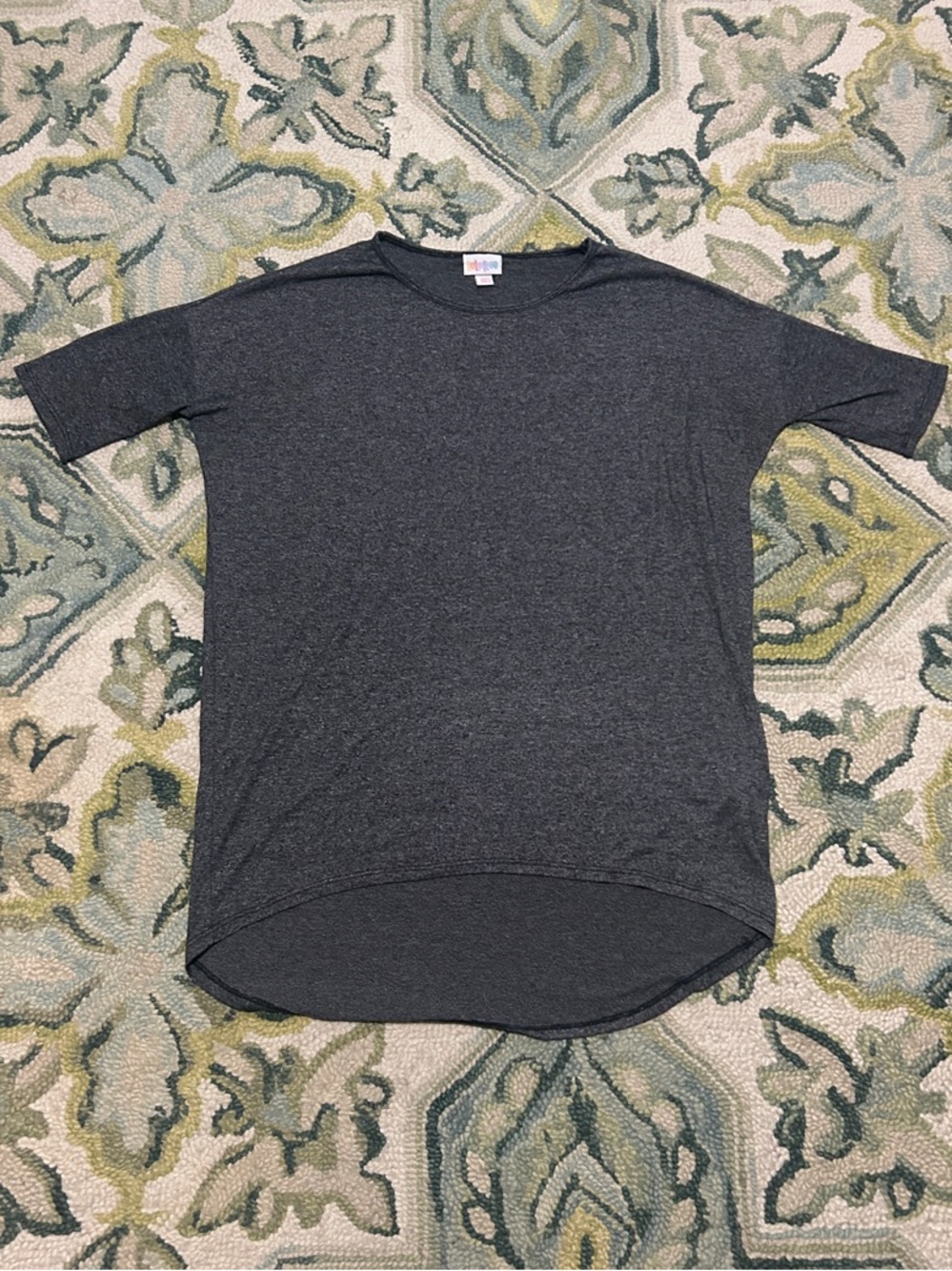 LuLaRoe Woman's Irma Heather Charcoal Short Sleeve Crew Tee